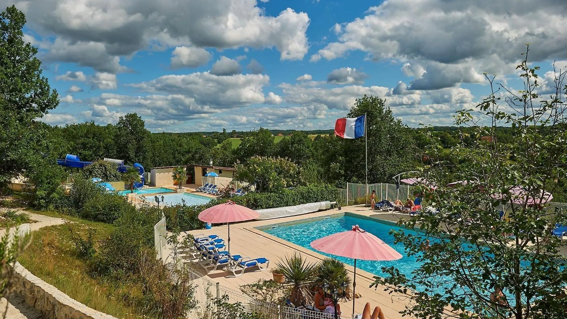 Holiday Home In Mauroux With Pools & Vineyards