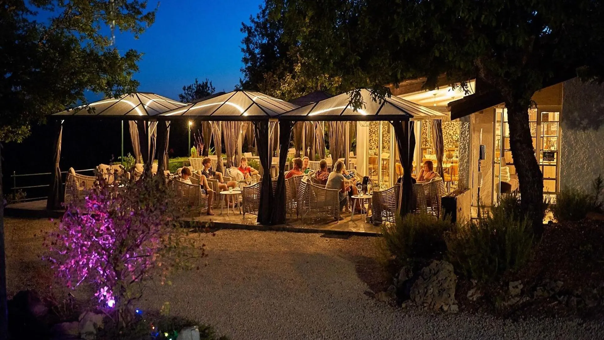Holiday Home In Mauroux With Pools & Vineyards Mauroux (Lot)